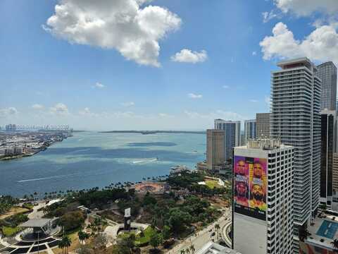 244 Biscayne Blvd, Miami, FL 33132