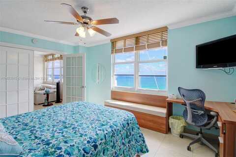 3725 S Ocean Dr, Hollywood, FL 33019