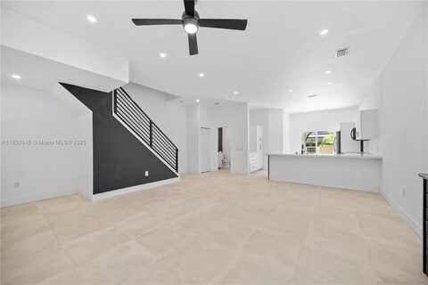 2414 SE 21st St, Homestead, FL 33035