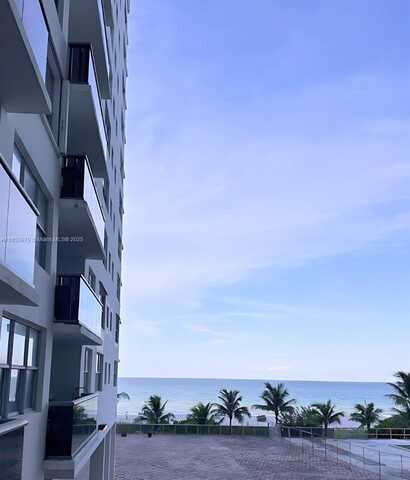6039 Collins Ave, Miami Beach, FL 33140