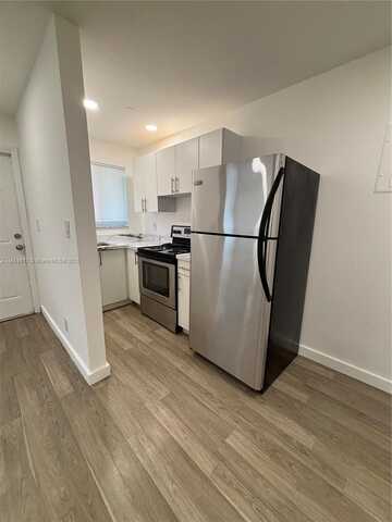 2308 Jackson St, Hollywood, FL 33020
