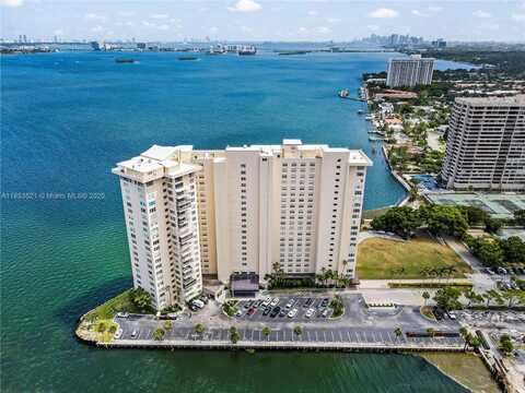 11111 Biscayne Blvd, Miami, FL 33181