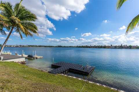 13000 SW 136th Ter, Miami, FL 33186