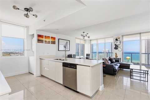 2600 E Hallandale Blvd, Hallandale Beach, FL 33009