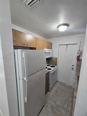 undefined, Miami, FL 33126