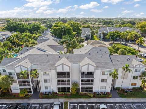 5686 Rock Island Rd, Tamarac, FL 33319