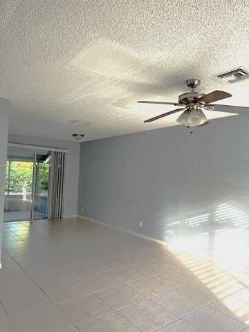 1109 SW 44th Way, Deerfield Beach, FL 33442