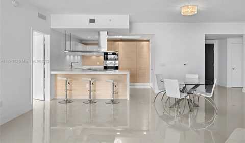 17301 Biscayne Blvd, North Miami Beach, FL 33160