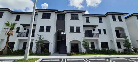 15540 SW 136 St, Miami, FL 33196