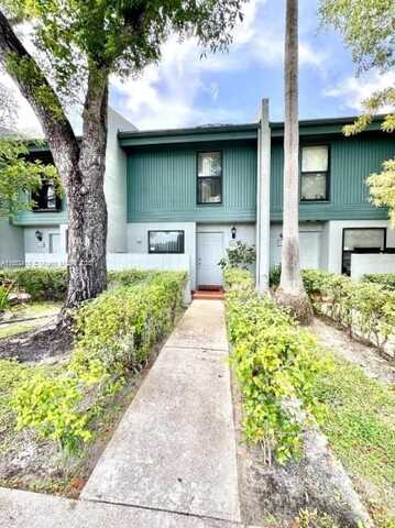 1444 NW 97th Ave, Pembroke Pines, FL 33024