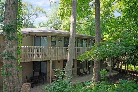 403 Deerpath W -, Fontana, WI 53125
