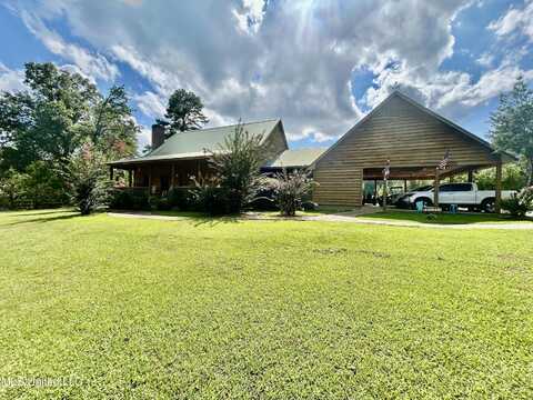 215 Co Rd 369, Carrollton, MS 38917