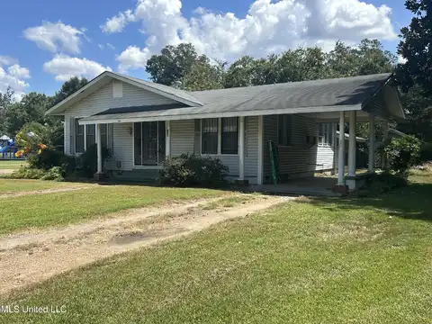 118 E Monroe Avenue, Greenwood, MS 38930
