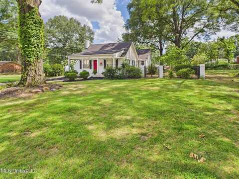 219 Mckie Street, Senatobia, MS 38668
