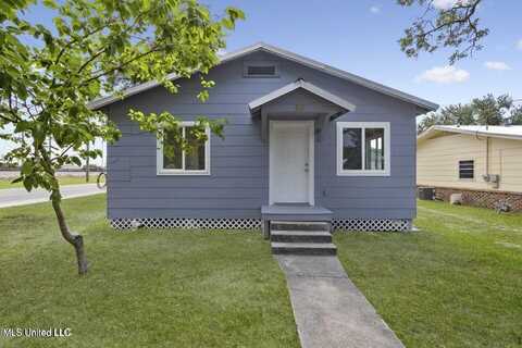 190 St Paul Street, Biloxi, MS 39530