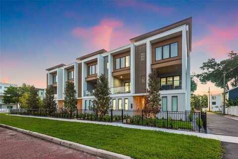 210 W COLUMBUS DRIVE, TAMPA, FL 33602