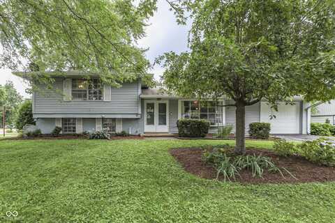 1110 Barefoot Trail, Greenwood, IN 46142