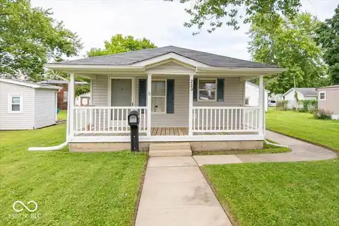 223 S West Street, Thorntown, IN 46071