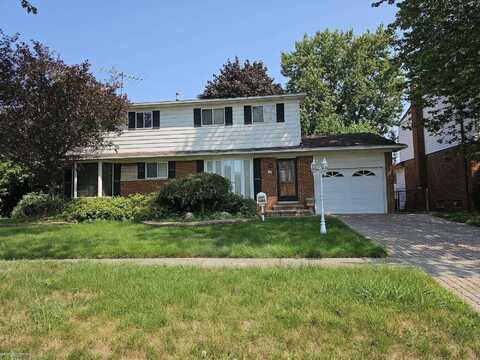 30 Mulligan, Mount Clemens, MI 48043