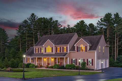 5 Azalea Ln, Upton, MA 01568