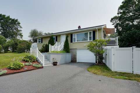 8 John F Kennedy Ave, Clinton, MA 01510