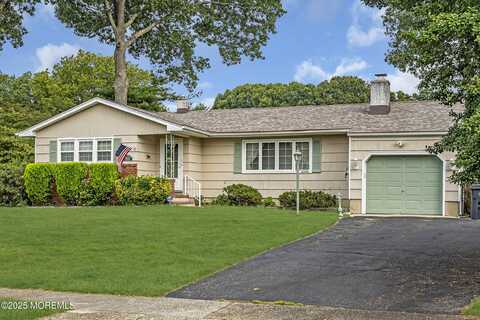 832 Castle Drive, Toms River, NJ 08753