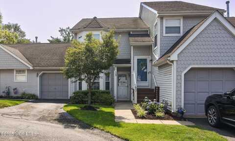 39 Poplar Place, Freehold, NJ 07728