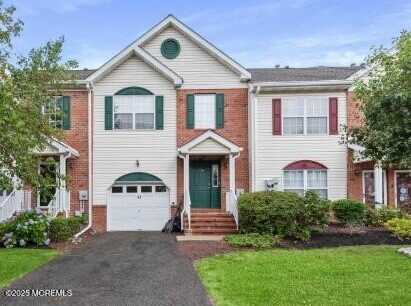 41 Heron Court, Manalapan, NJ 07726