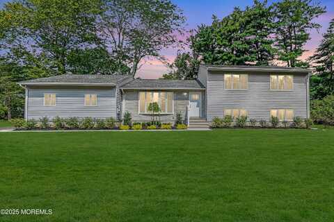 9 Timothy Lane, Tinton Falls, NJ 07724