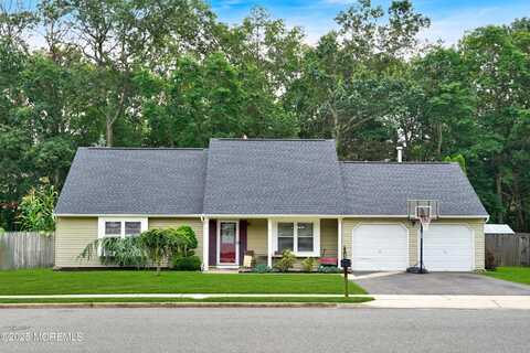 21 Cannon Ball Drive, Howell, NJ 07731