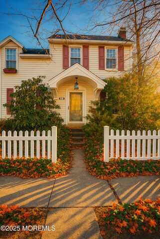 28 Messenger Street, Toms River, NJ 08753