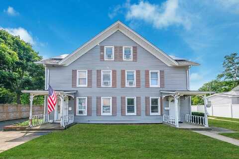 46 Lincoln Avenue, Sayville, NY 11782
