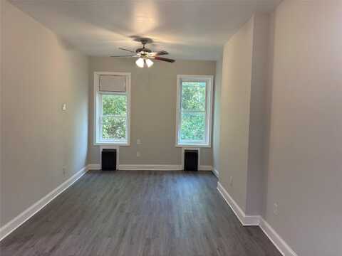 193-14 Jamaica Avenue, Hollis, NY 11423