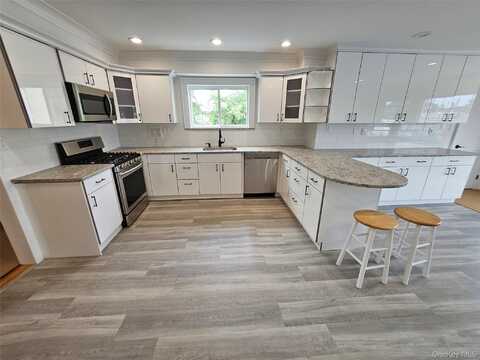357 Hicksville Road, Bethpage, NY 11714