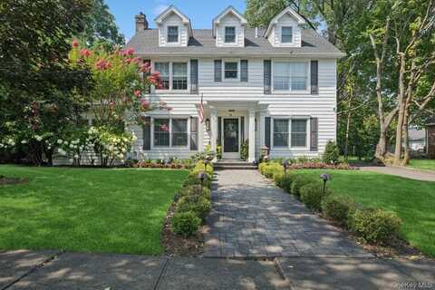 91 Poplar Street, Garden City, NY 11530