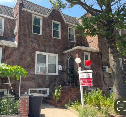 5768 Mazeau Street, Maspeth, NY 11378