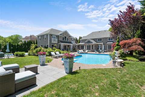 11a Crick Holly, East Islip, NY 11730