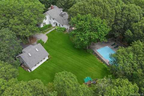 3380 Noyac Road, Sag Harbor, NY 11963