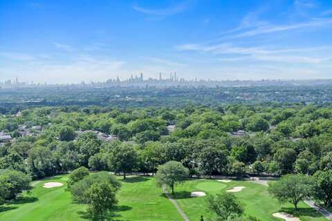 27010 Grand Central Parkway, Floral Park, NY 11005
