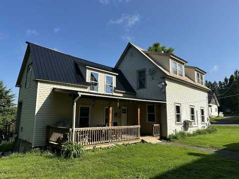 24 Smyrna Street, Houlton, ME 04730