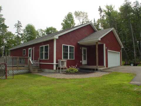 1441 Pushaw Road, Glenburn, ME 04401