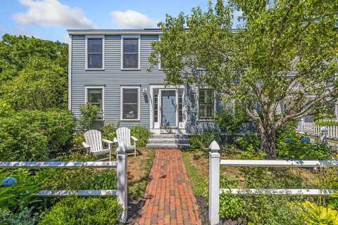 15 Benjamin Hubbard Lane, Kennebunk, ME 04043