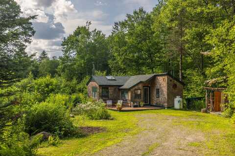 22 Aborn Hill Road, Knox, ME 04986