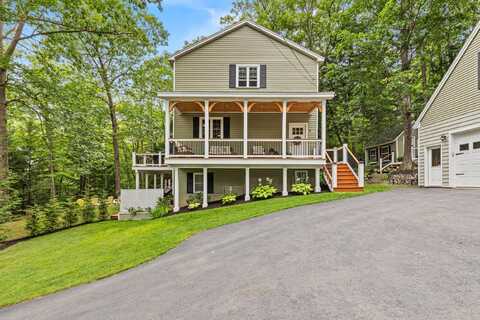 29 Pinecroft Road, Harrison, ME 04040