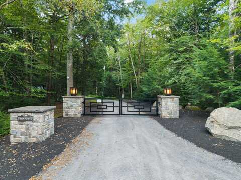 480 Point Drive, Mount Vernon, ME 04352