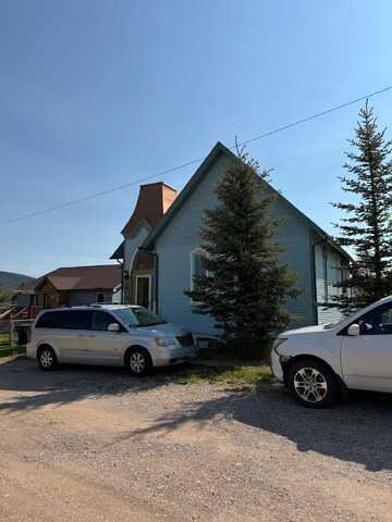 922 S West Street, Sundance, WY 82729