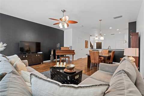 941 Hampton, NAPLES, FL 34105