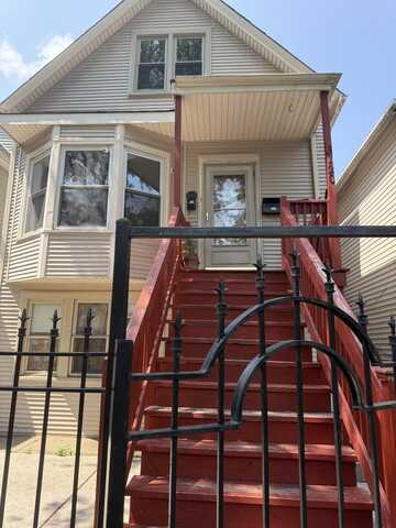 3120 N Saint LOUIS Avenue, Chicago, IL 60618