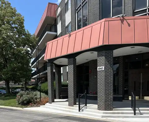 4940 Foster Street, Skokie, IL 60077