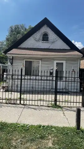 1130 N Hamlin Avenue, Chicago, IL 60651